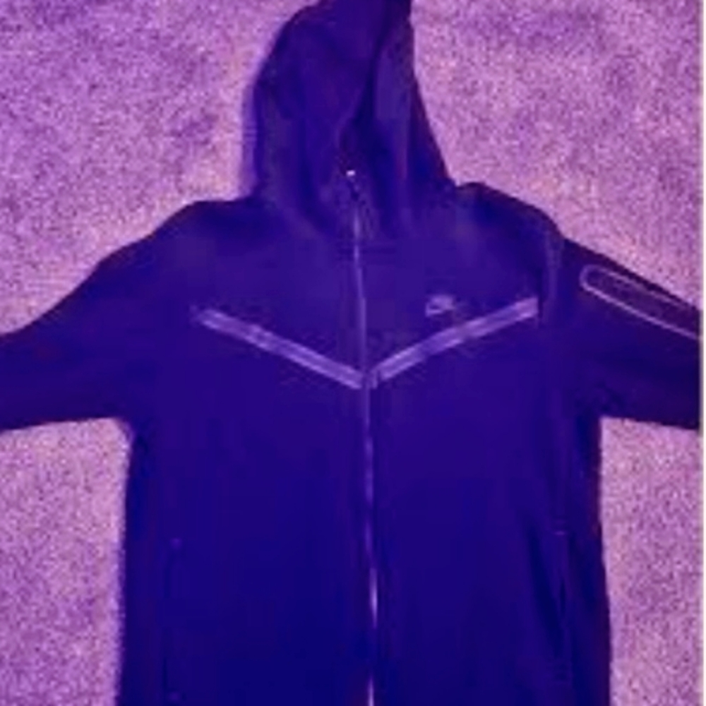 Nike Tech , L Size Black Gem